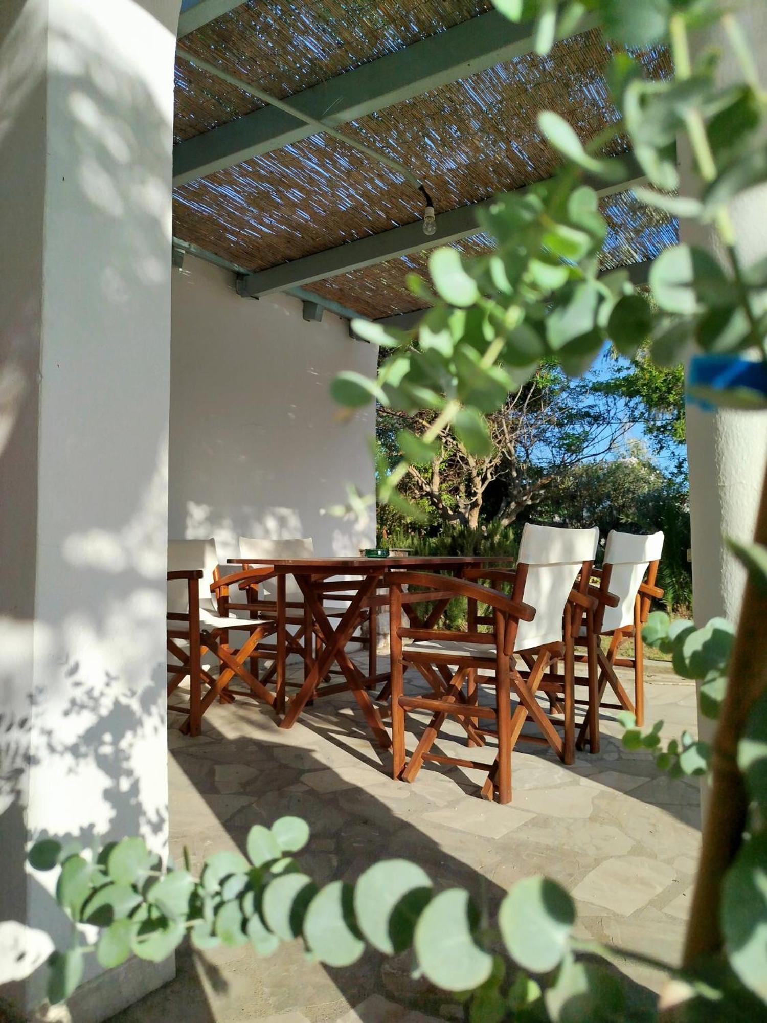 Poseidon Apartments Gythio Zimmer foto