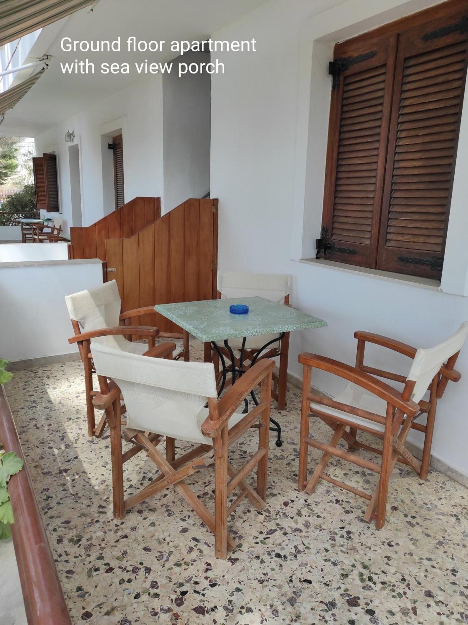 Poseidon Apartments Gythio Zimmer foto
